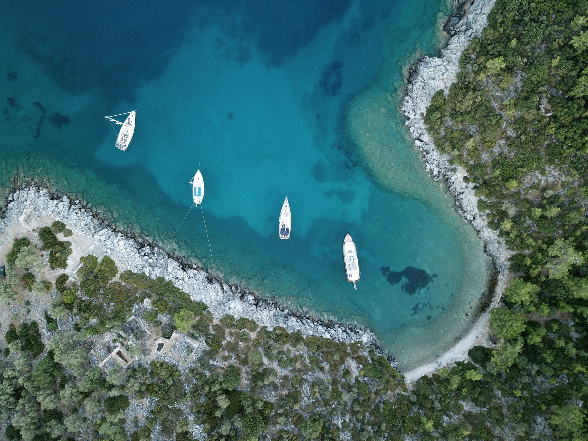 Ariel view of the ocean.